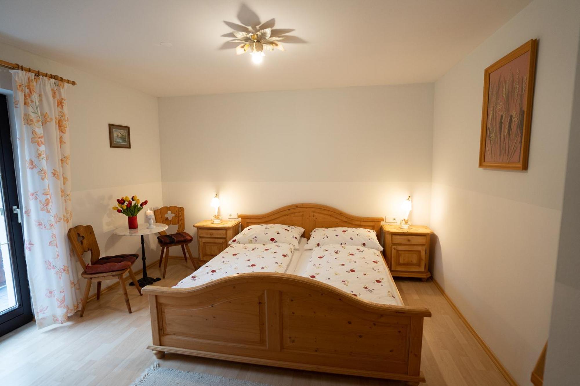 Hotel Gaestepension Edeltraud Hirschegg  Esterno foto